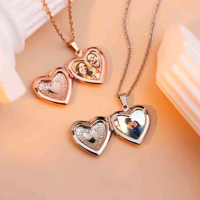 The Eternal Heart: Custom Photo Locket Necklace - Velvet Vault Exclusive