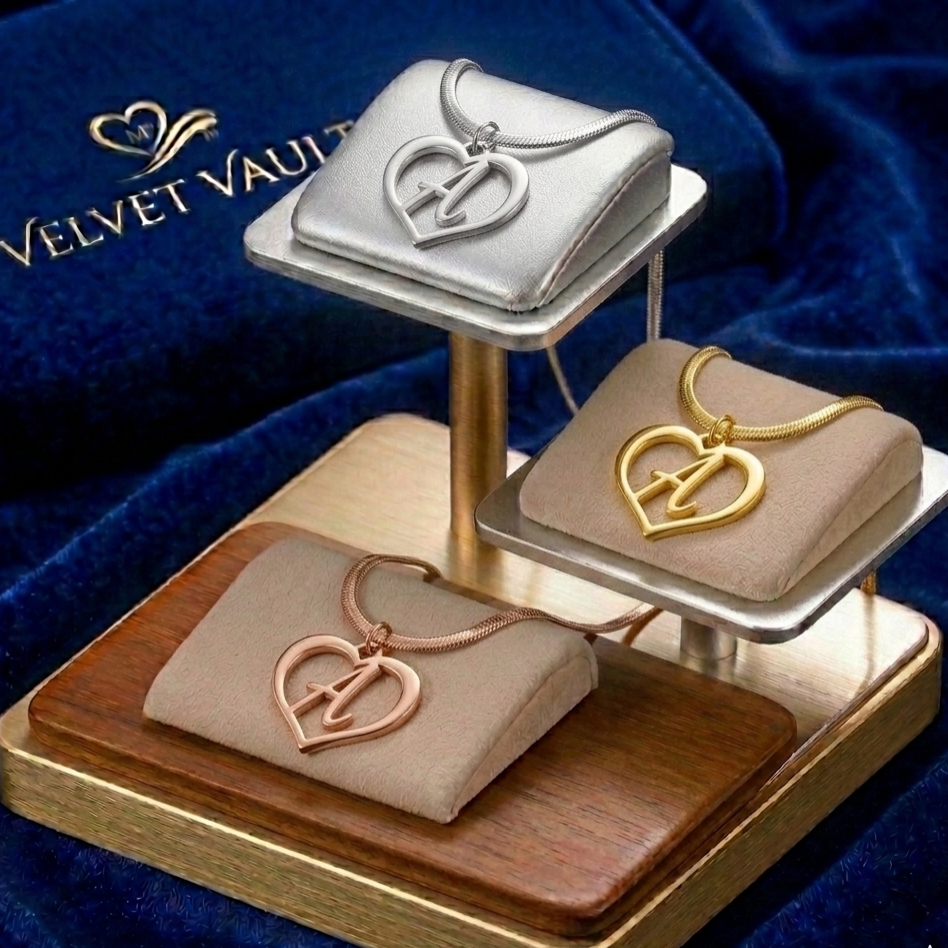 Custom Heart Initial Name Necklace - Velvet Vault Exclusive