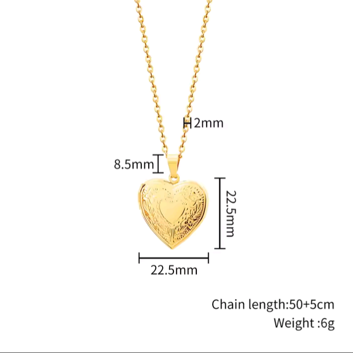 The Eternal Heart: Custom Photo Locket Necklace - Velvet Vault Exclusive